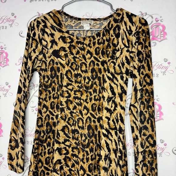 divine USA dress cheetah print animal print long sleeve flowy bottom stretchy - Picture 2 of 7